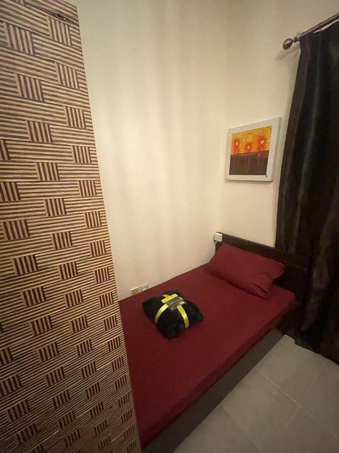 Dxb Backpackers Executive Hostel Dubai Bagian luar foto