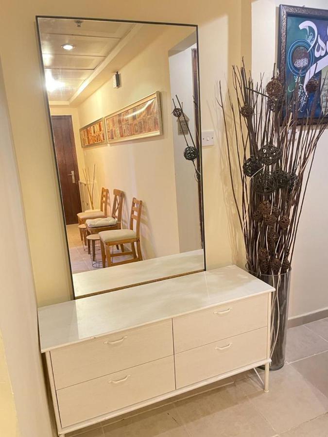 Dxb Backpackers Executive Hostel Dubai Bagian luar foto
