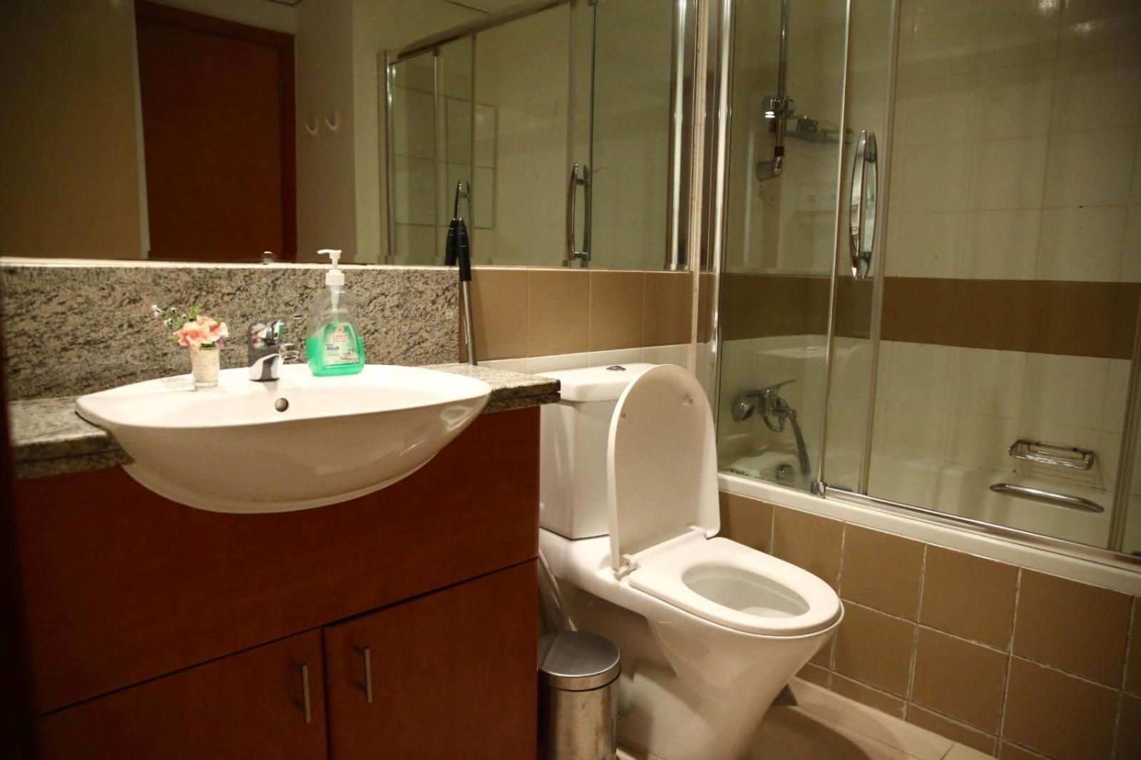 Dxb Backpackers Executive Hostel Dubai Bagian luar foto