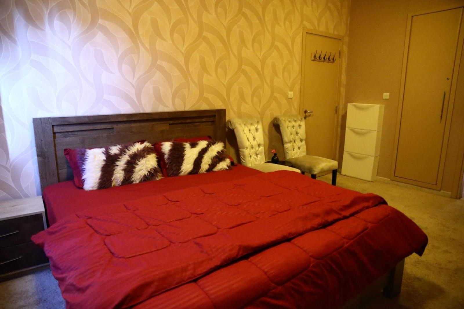 Dxb Backpackers Executive Hostel Dubai Bagian luar foto